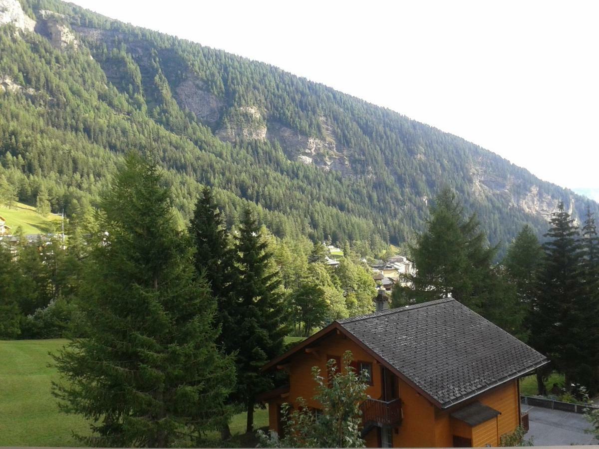 2,5 Pces Accueillant Comme A La Maison Leukerbad Exterior foto