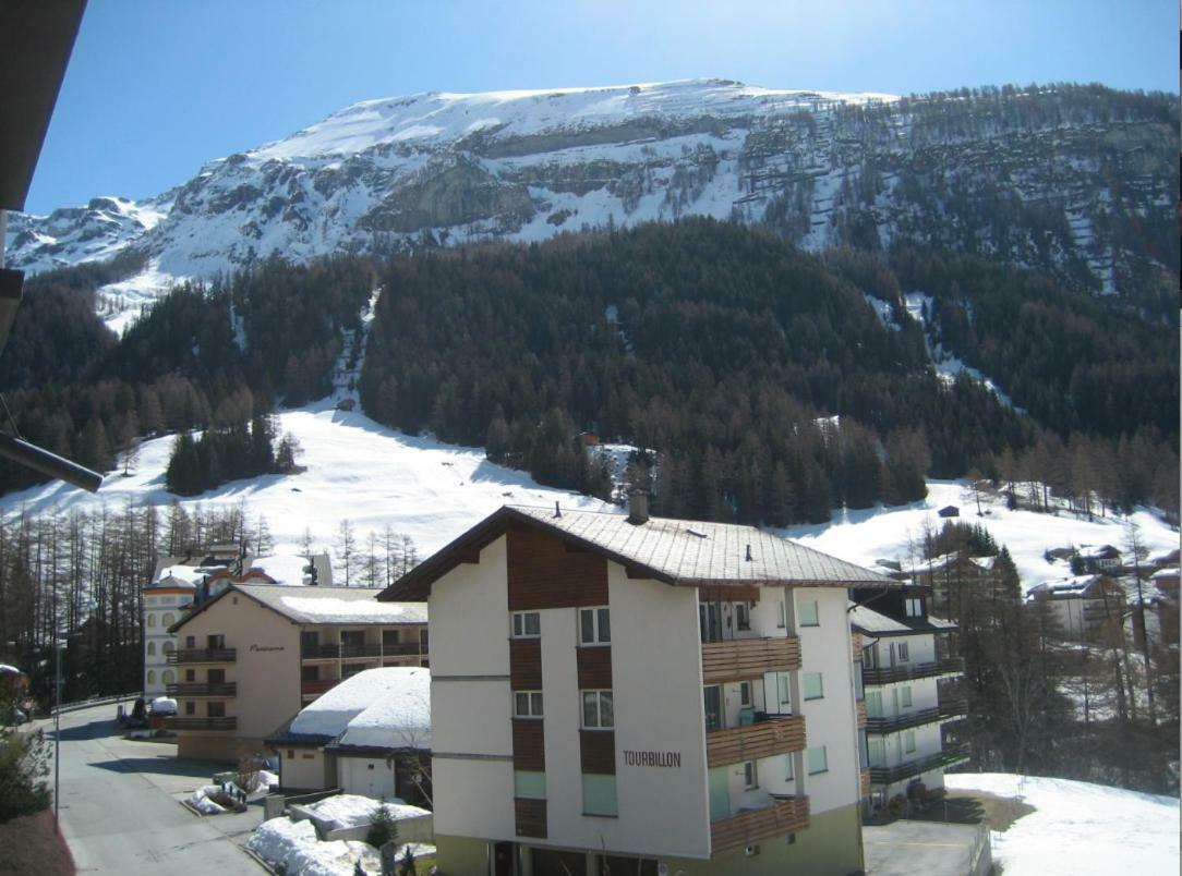 2,5 Pces Accueillant Comme A La Maison Leukerbad Exterior foto